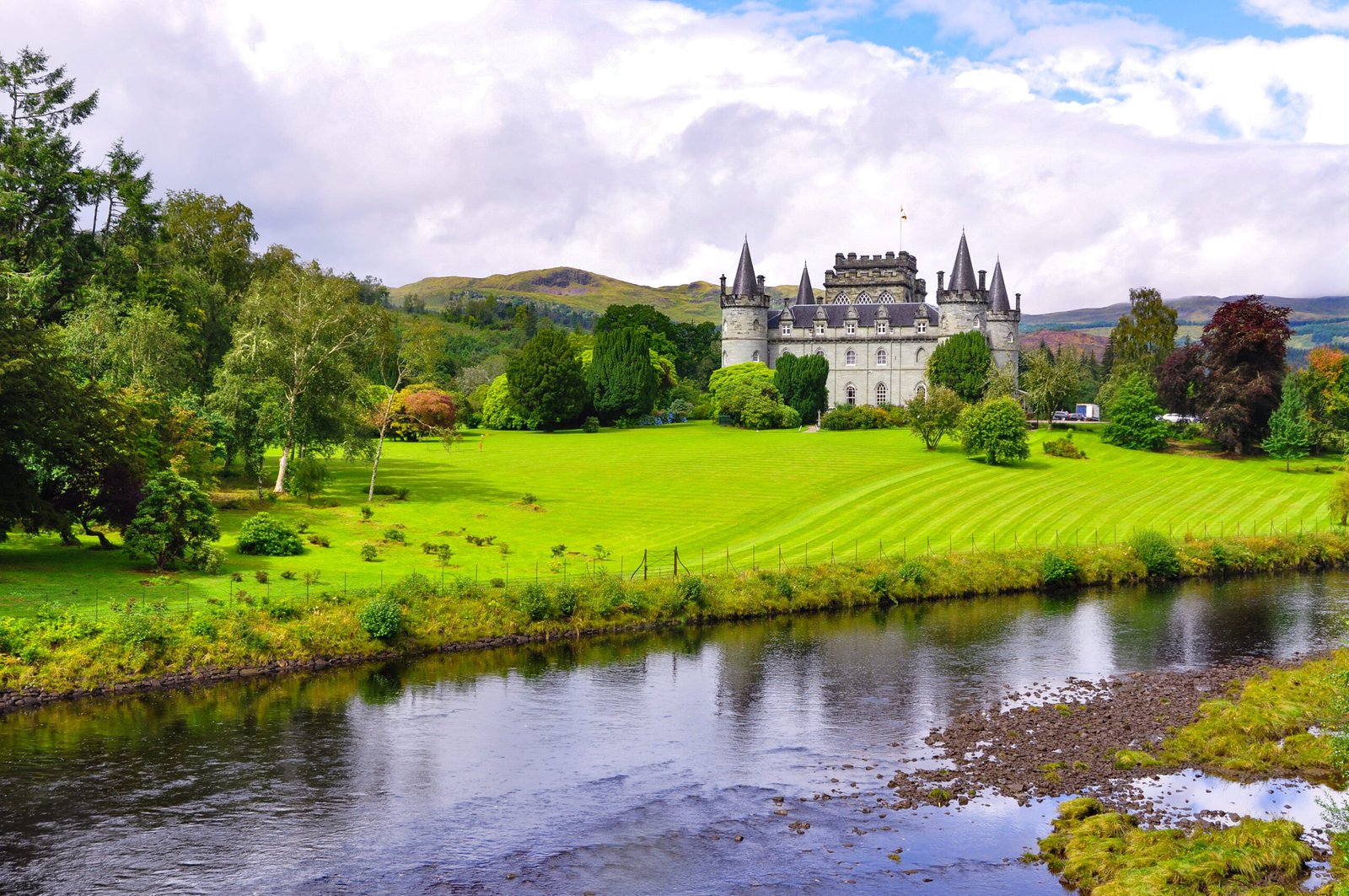 Loch Lomond & Inveraray Castle Tour